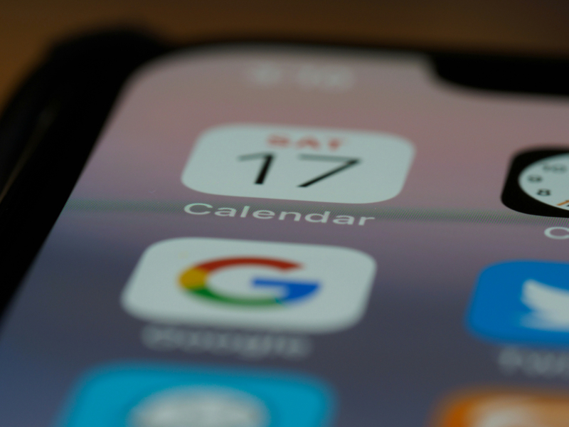Choosing best time to work out on phone schedule or calendar